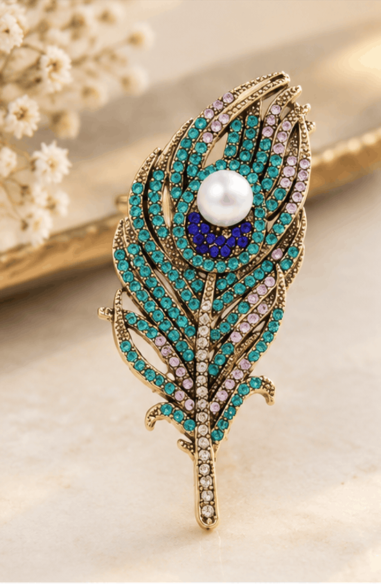 Broche Plume Élégante avec Perle et Cristaux Colorés – Style Vintage