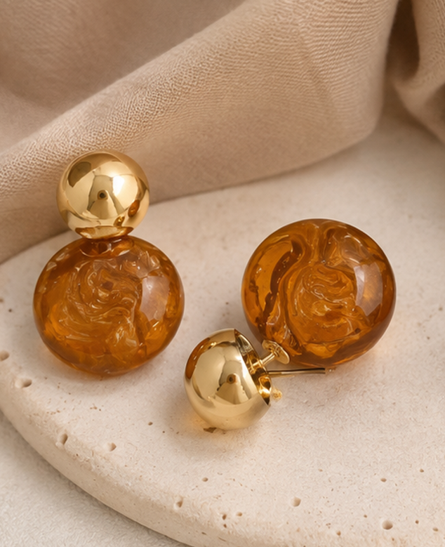 Boucles d’Oreilles Résine Ambrée Dorée – Élégance Chic & Tendance ✨
