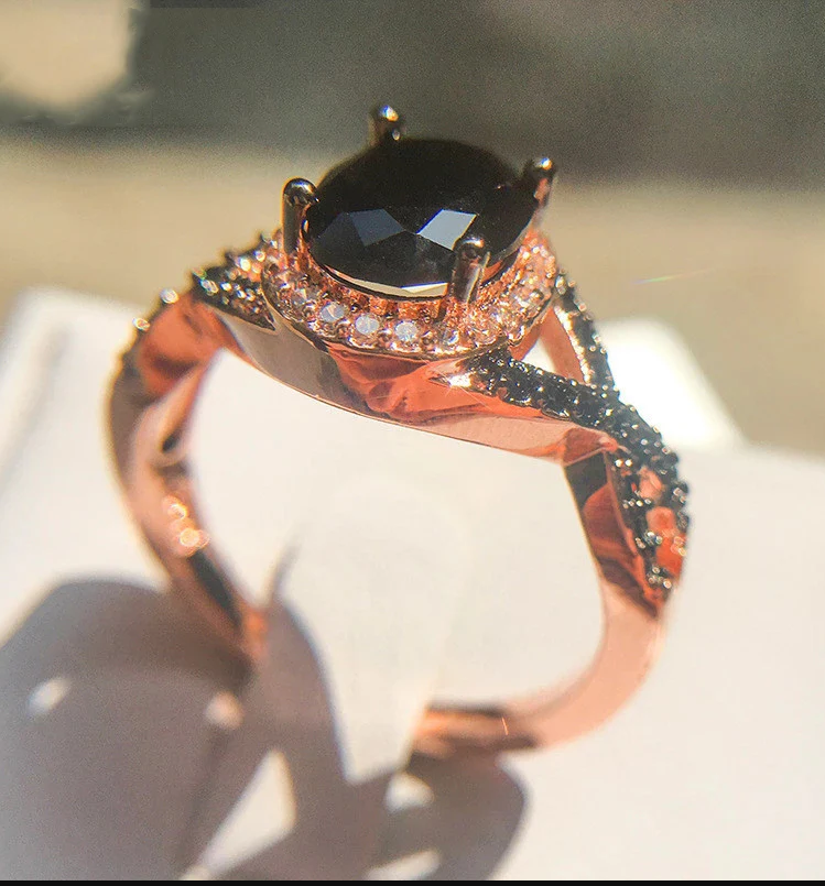 Bague Ovale en Moissanite Noire
