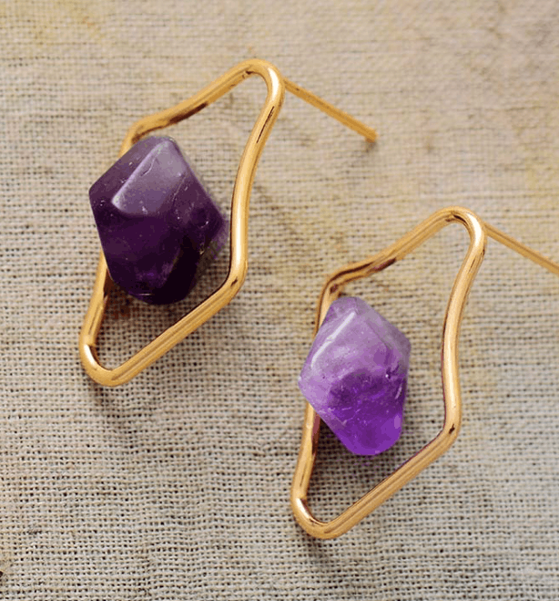 Boucles d’oreilles pierre naturelle – Élégance moderne