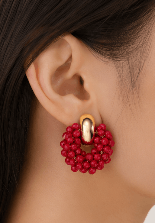Boucles d’Oreilles Perles Rouges & Finition Dorée
