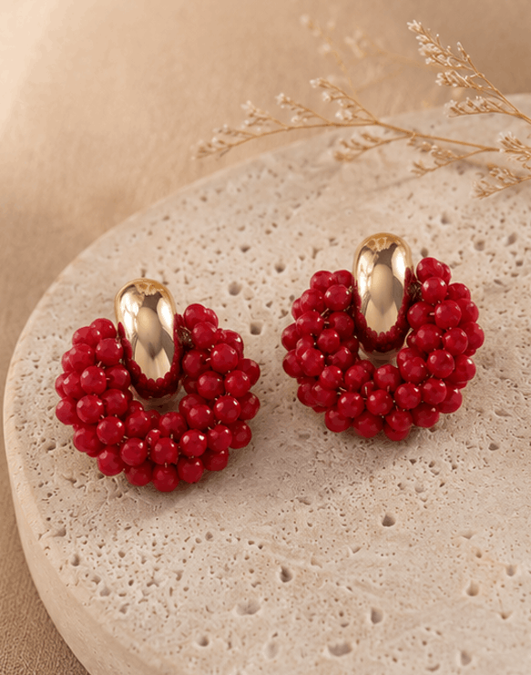 Boucles d’Oreilles Perles Rouges & Finition Dorée
